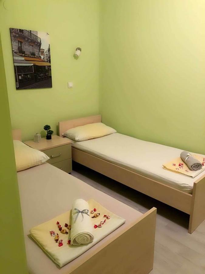 Mare Apartmant Belgrado Buitenkant foto